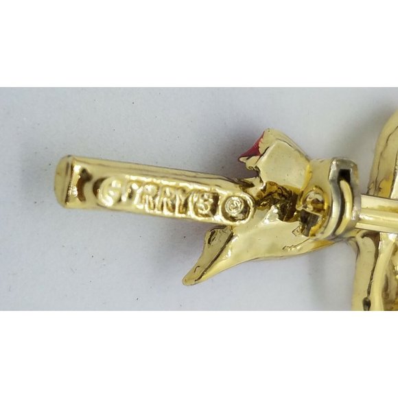 Vintage Gerry's Christmas Holiday Gas Lantern on Post Red Ribbon Brooch Pin - Picture 3 of 4